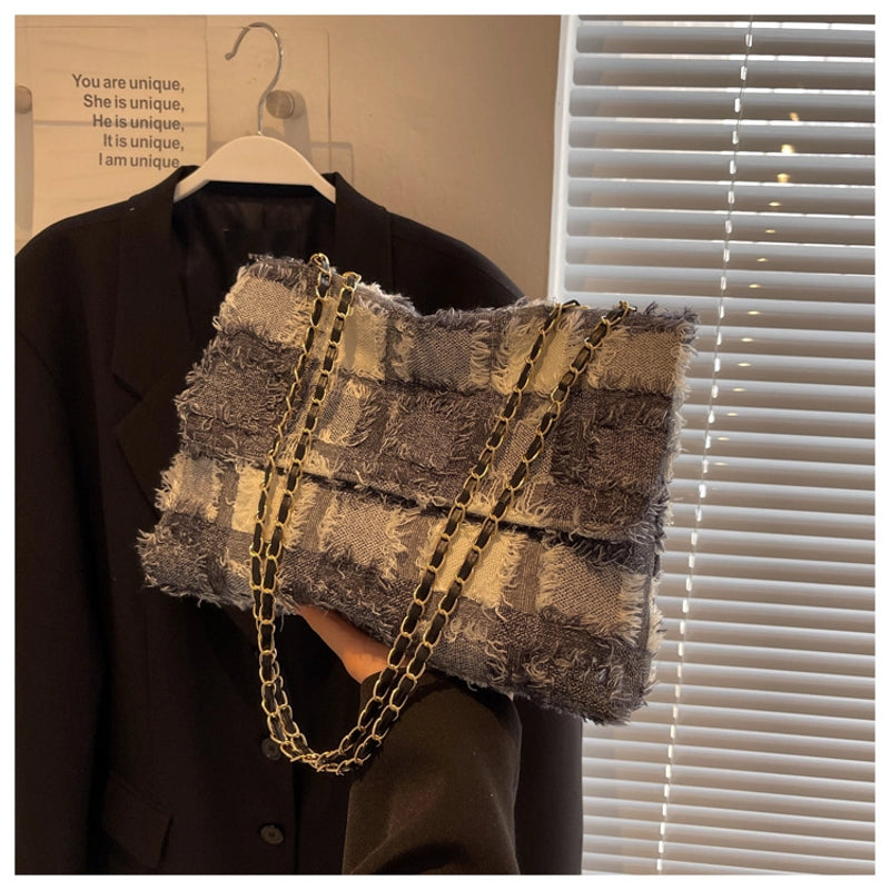 Women's Medium Cloth Solid Color Streetwear Square Magnetic Buckle Shoulder Bag
