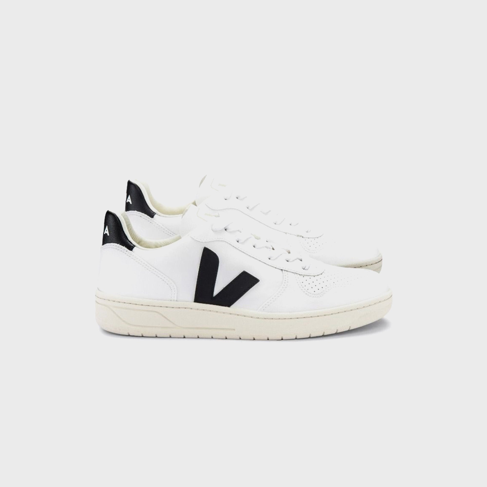 Veja WMNS V-10 Extra White / Black
