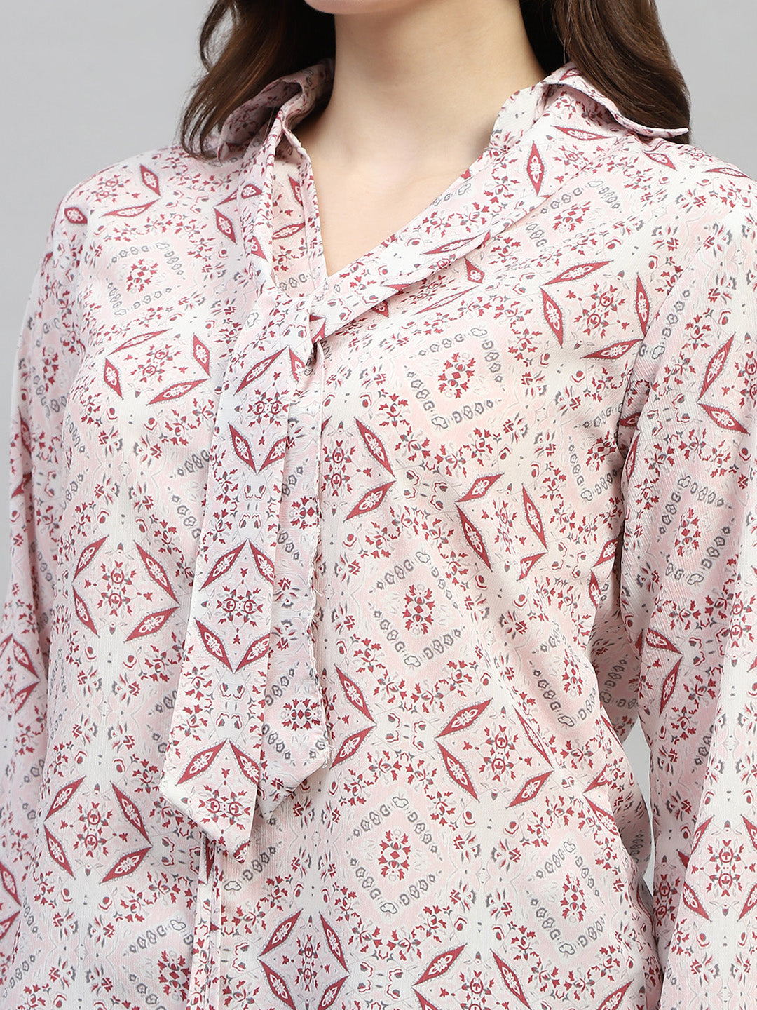 Women Pink Printed Collar Full Sleeve Top