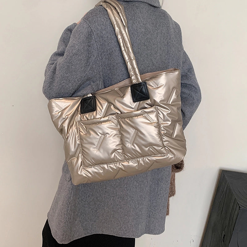 Women's Nylon Solid Color Vacation Streetwear Sewing Thread Square Zipper Tote Bag