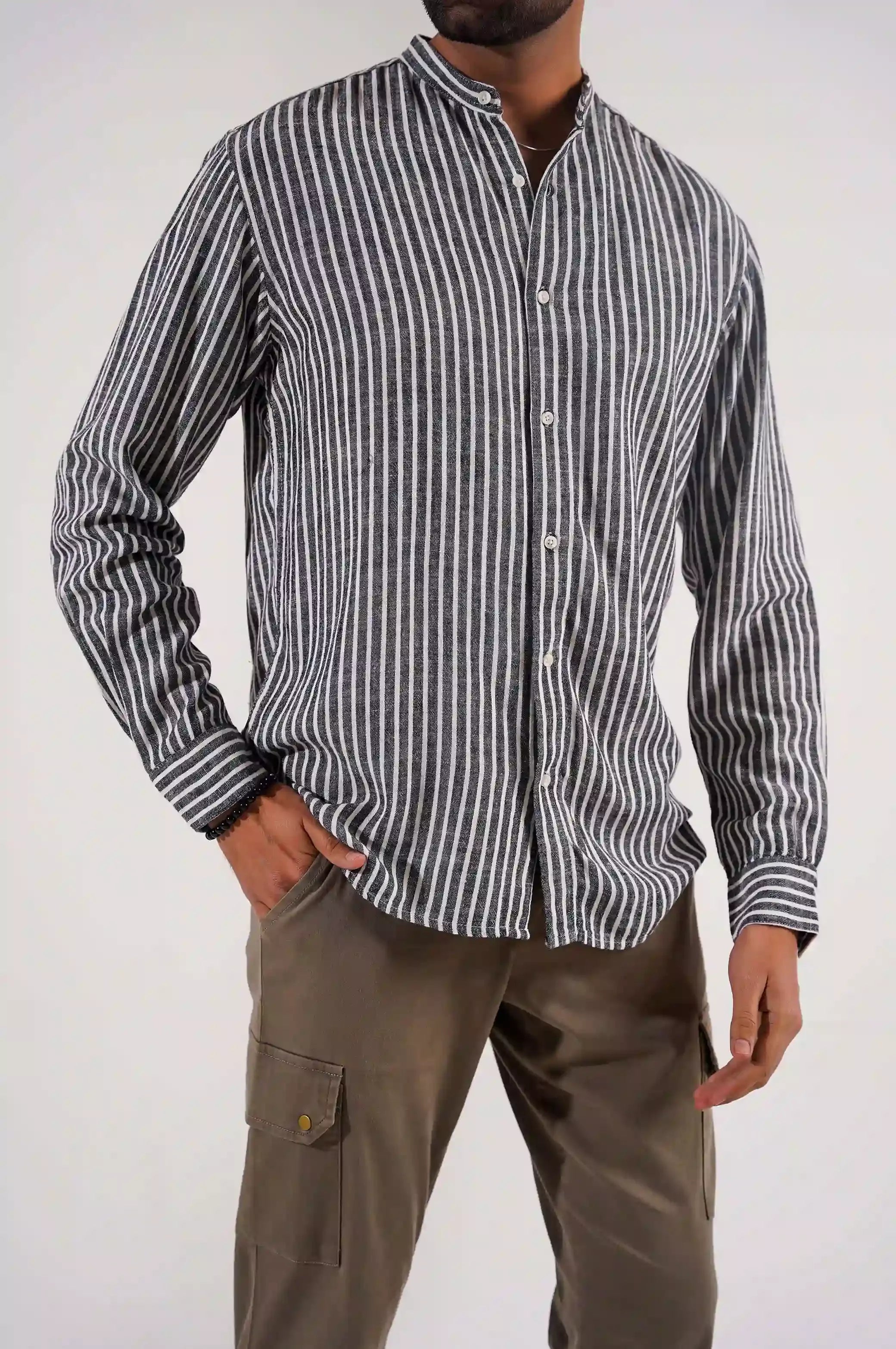 STRIPE BUTTON DOWN SHIRT