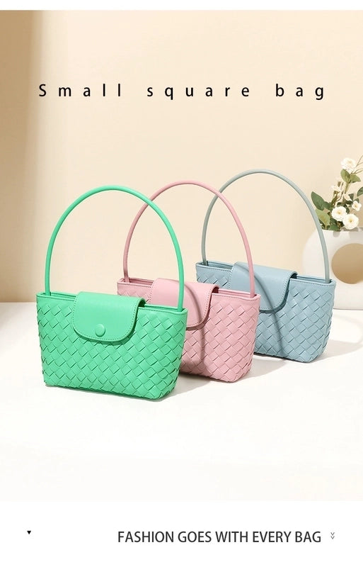 Women's Medium Pu Leather Solid Color Basic Classic Style Square Magnetic Buckle Underarm Bag