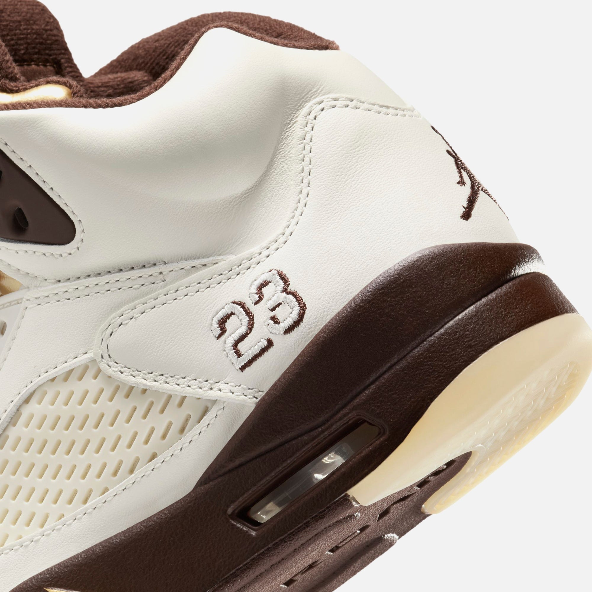 Jordan WMNS Air Jordan 5 Retro - Earth / Metallic Gold