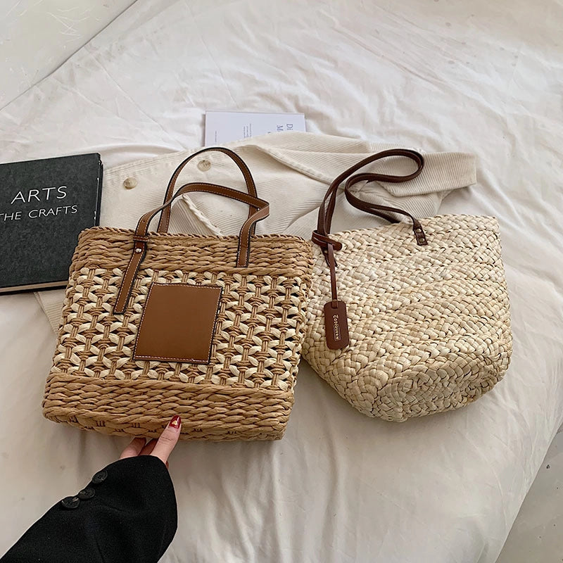 Women's Medium All Seasons Straw Classic Style Straw Bag