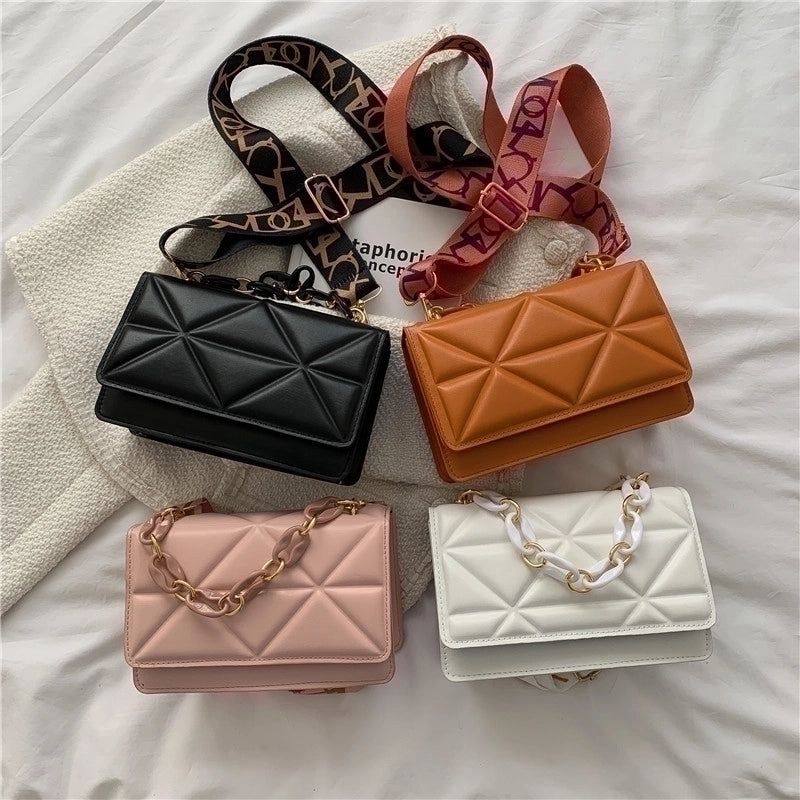 Women's Small Pu Leather Solid Color Lingge Fashion Square Magnetic Buckle Crossbody Bag