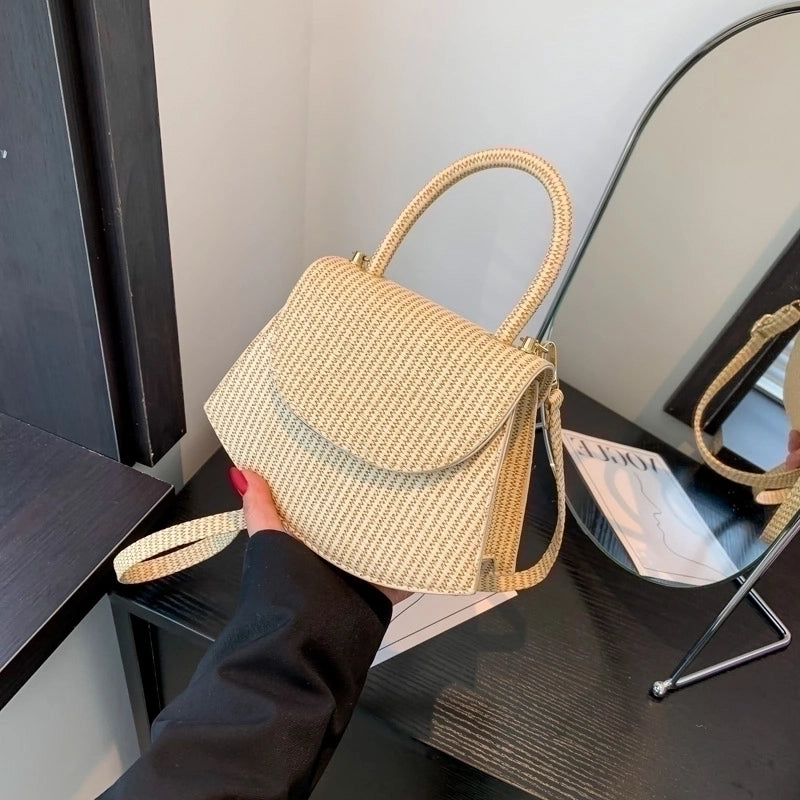 Women's All Seasons Pu Leather Solid Color Classic Style Semicircle Flip Cover Handbag