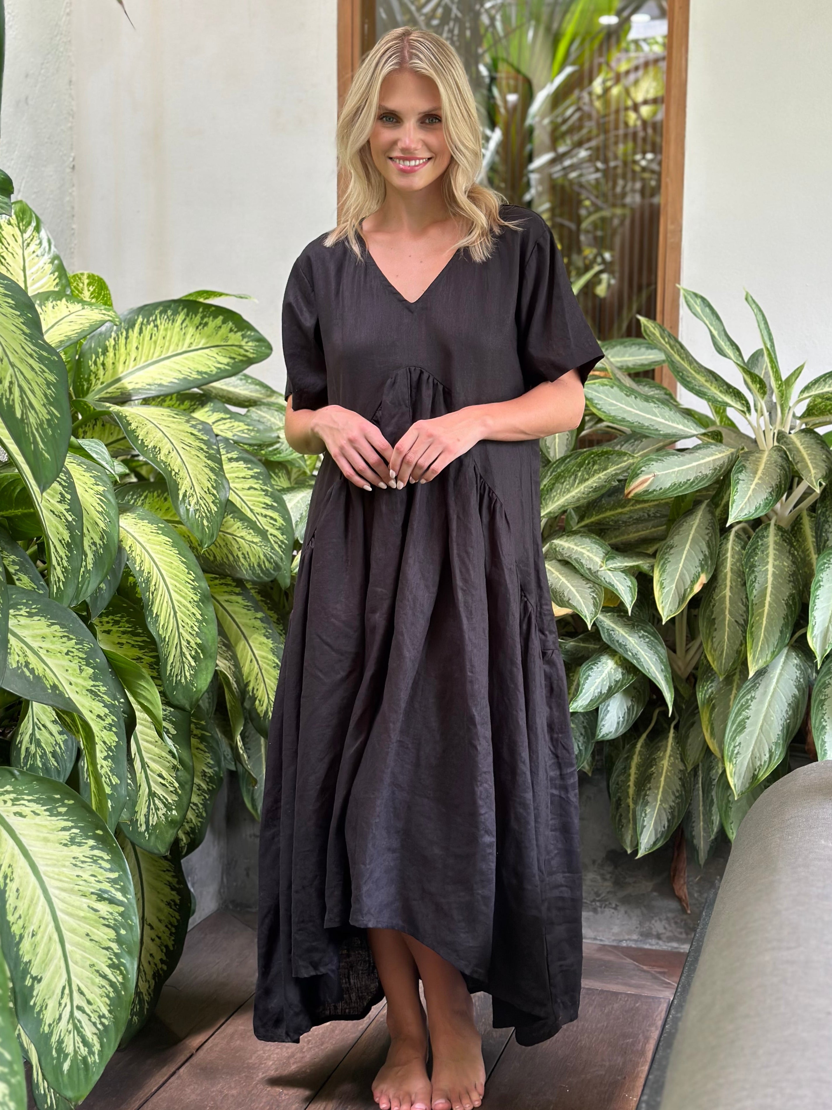 sophia dress -black linen