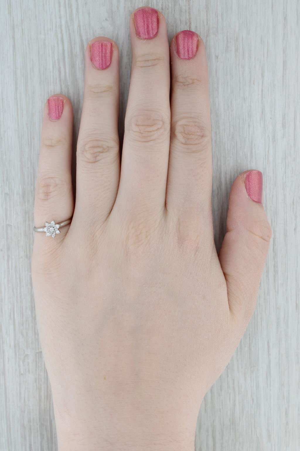 0.12ctw Diamond Cluster Flower Engagement Ring 14k White Gold Size 6.5