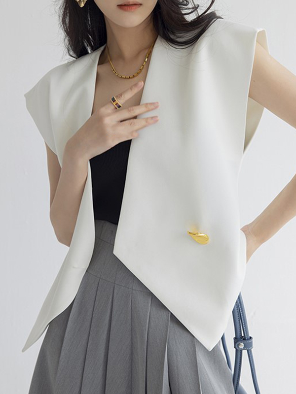 Sleeveless Asymmetric Buttoned V-Neck Vest Top