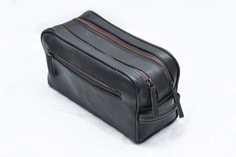 Twin Section Toiletry- Black