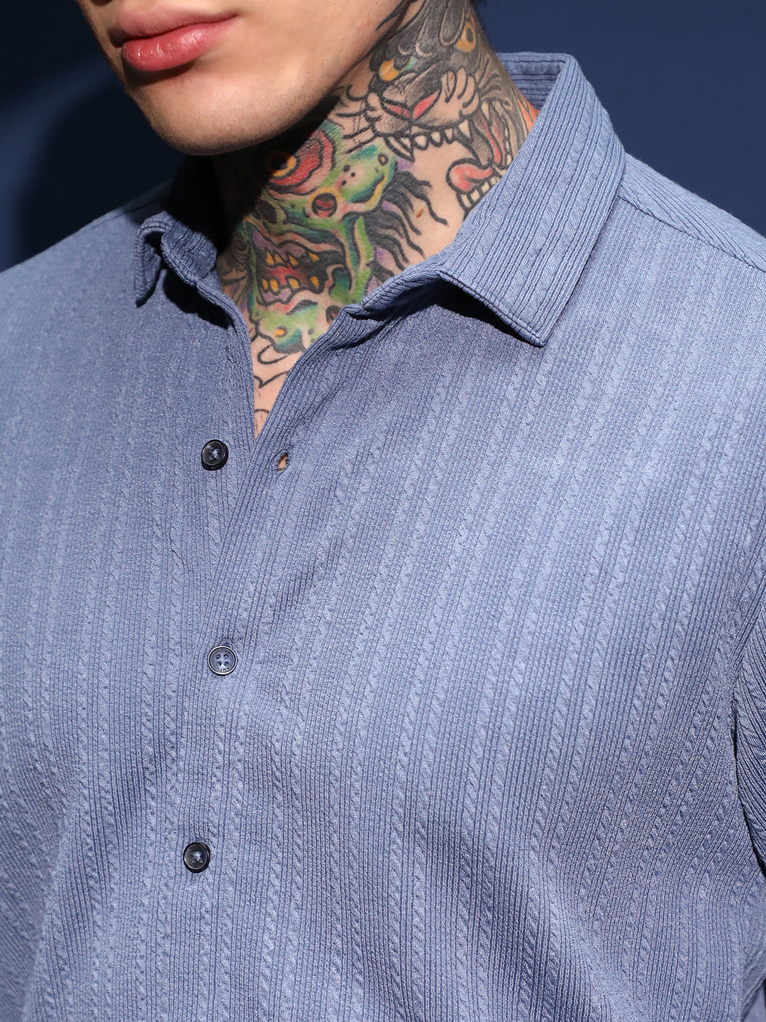 Parallel-Crease Tactile Shirt