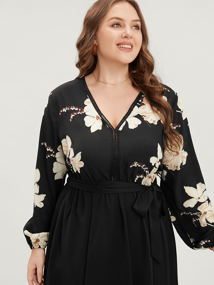 Floral Pocket Broderie Anglaise Lantern Sleeve Belted Flutter Dress