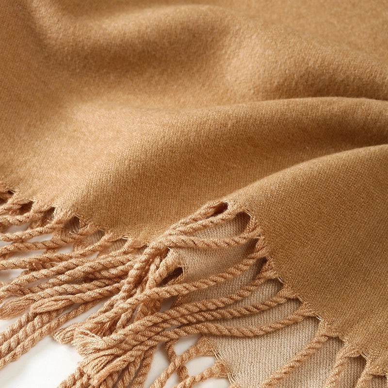 Women's Elegant Minimalist Color Block Imitation Dehaired Angora Tassel Scarf