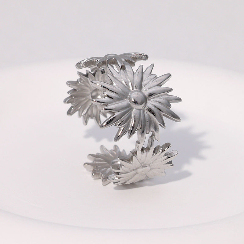 Small Design Flower Ring Simple Cold Style Metallic Stainless Steel Ring Adjustable