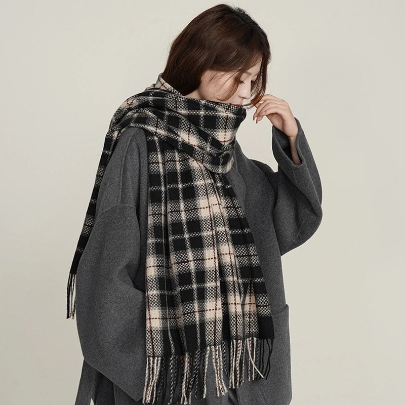 Women's Basic Plaid Polyester Scarf