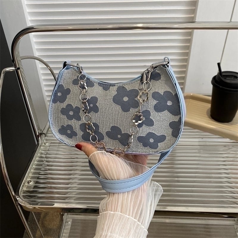 Women's Pu Leather Solid Color Streetwear Semicircle Zipper Shoulder Bag Crossbody Bag Underarm Bag