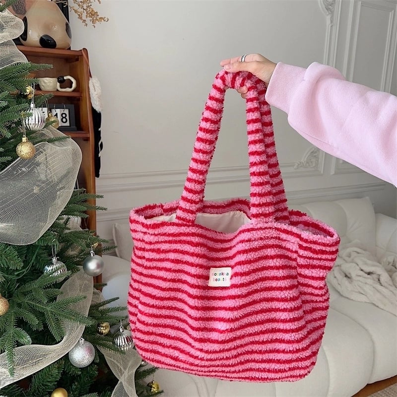 Women's Medium Plush Color Block Streetwear Square Open Shoulder Bag