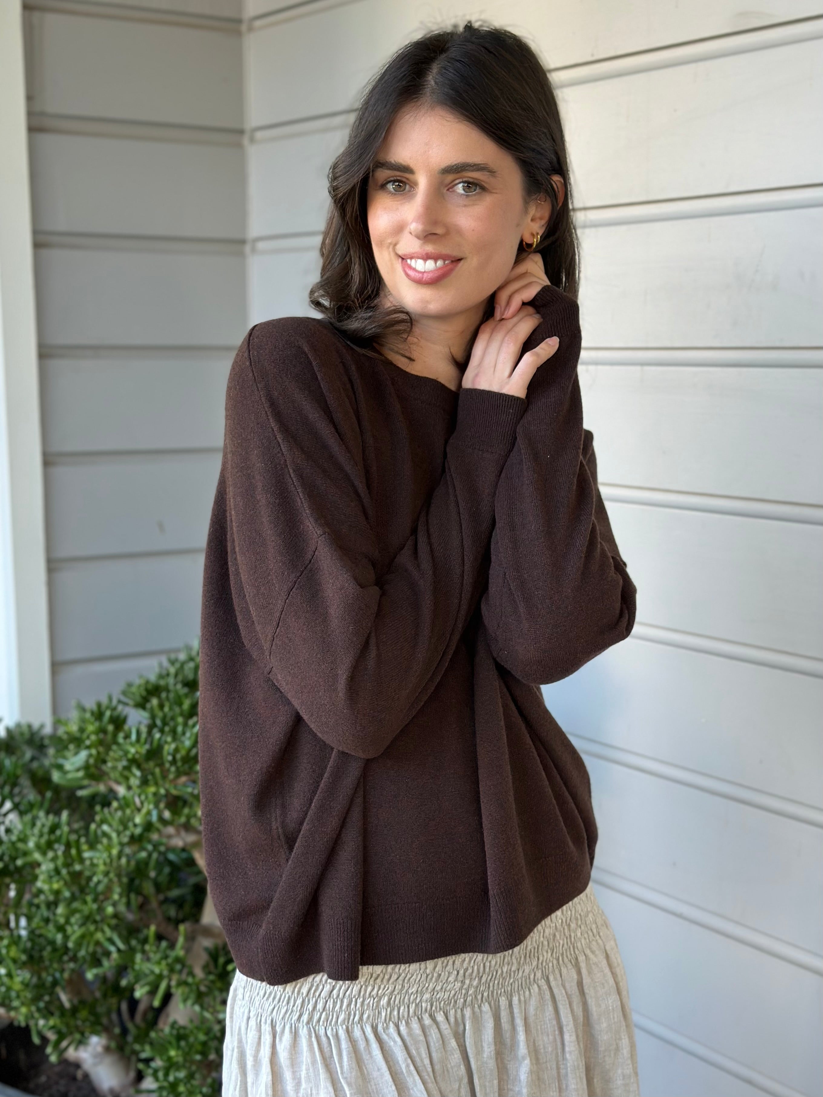cassie crew neck knit  -chocolate cashmere