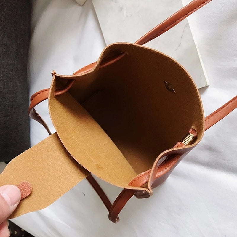New Simple Wild Trend Messenger Bag