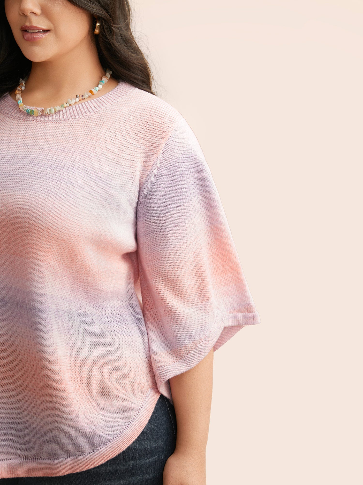 Ombre Round Neck Curved Hem Pullover