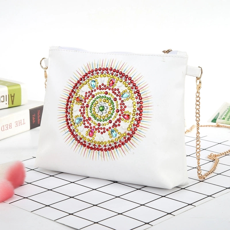 Women's Pu Leather Animal Flower Butterfly Ethnic Style Rhinestone Diamonds Zipper Crossbody Bag