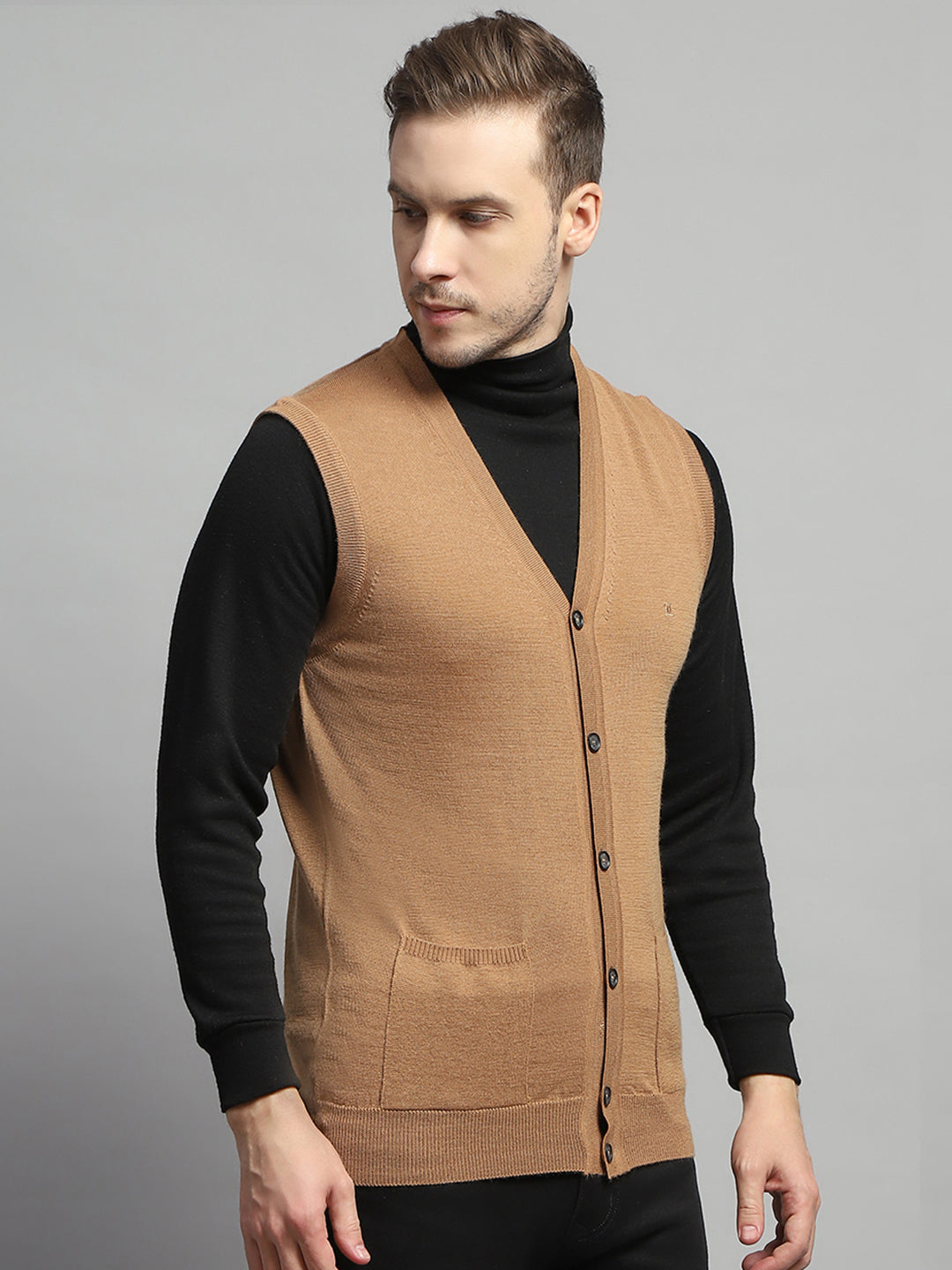 Men Beige Solid V Neck Sleeveless Cardigan