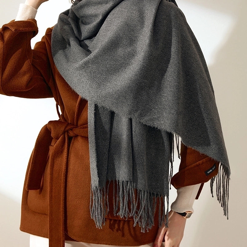 Women's Minimalist Solid Color Imitation Cashmere Scarf