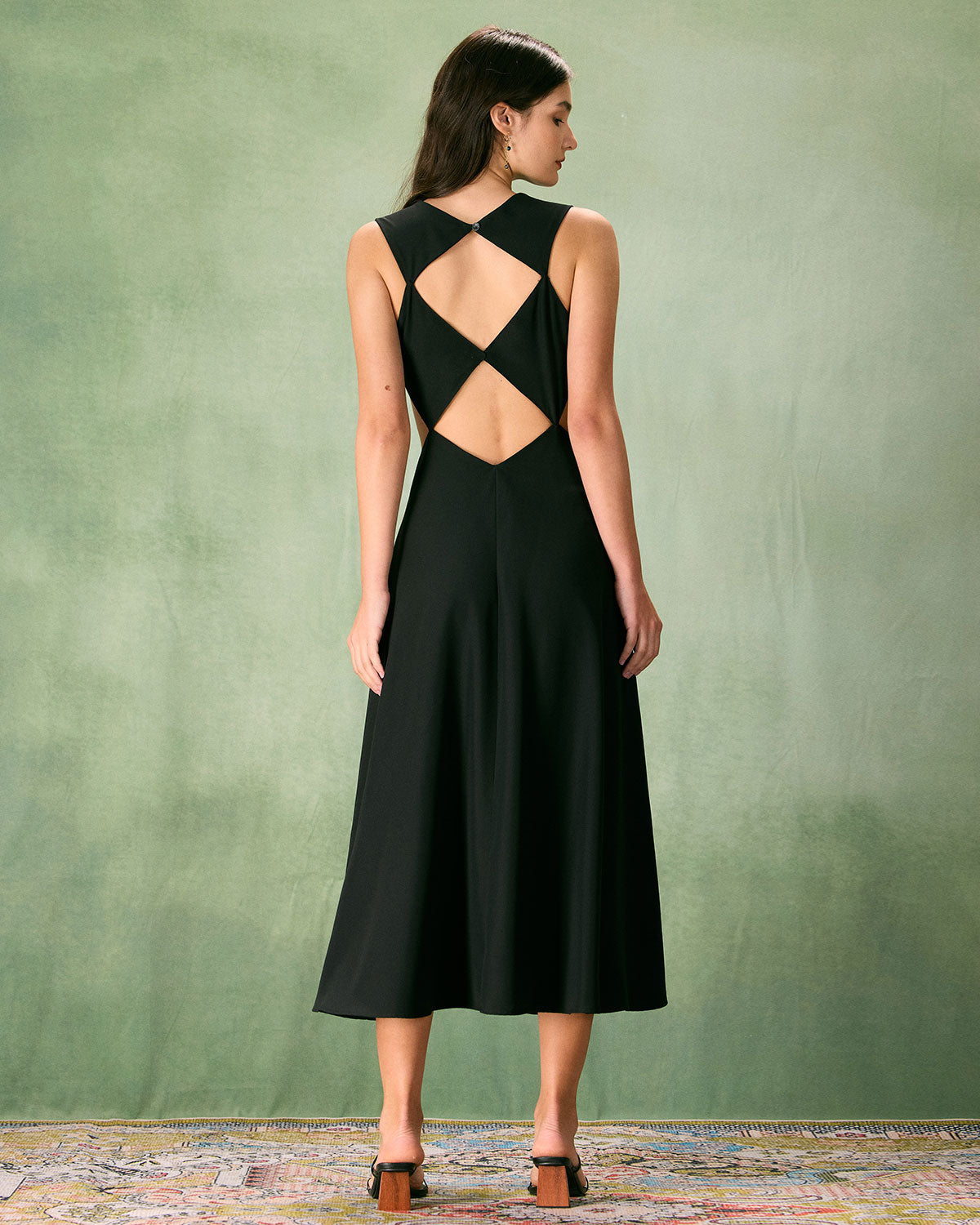 The Black Round Neck Cut-Out Midi Dress