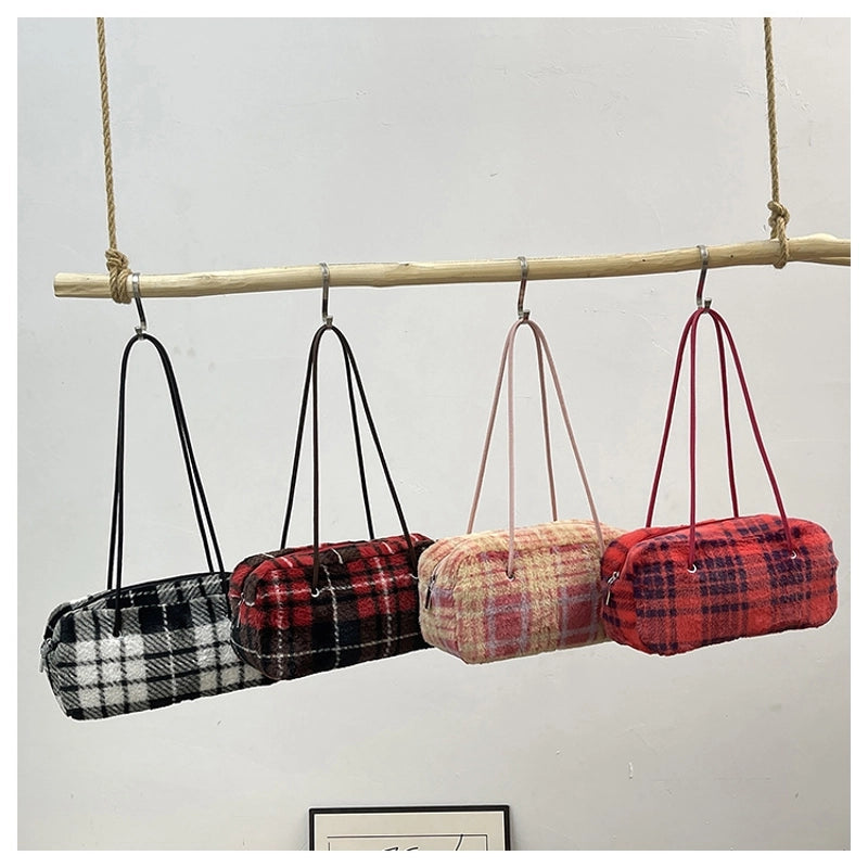 Women's Fur Lattice Plaid Streetwear Pillow Shape Zipper Underarm Bag