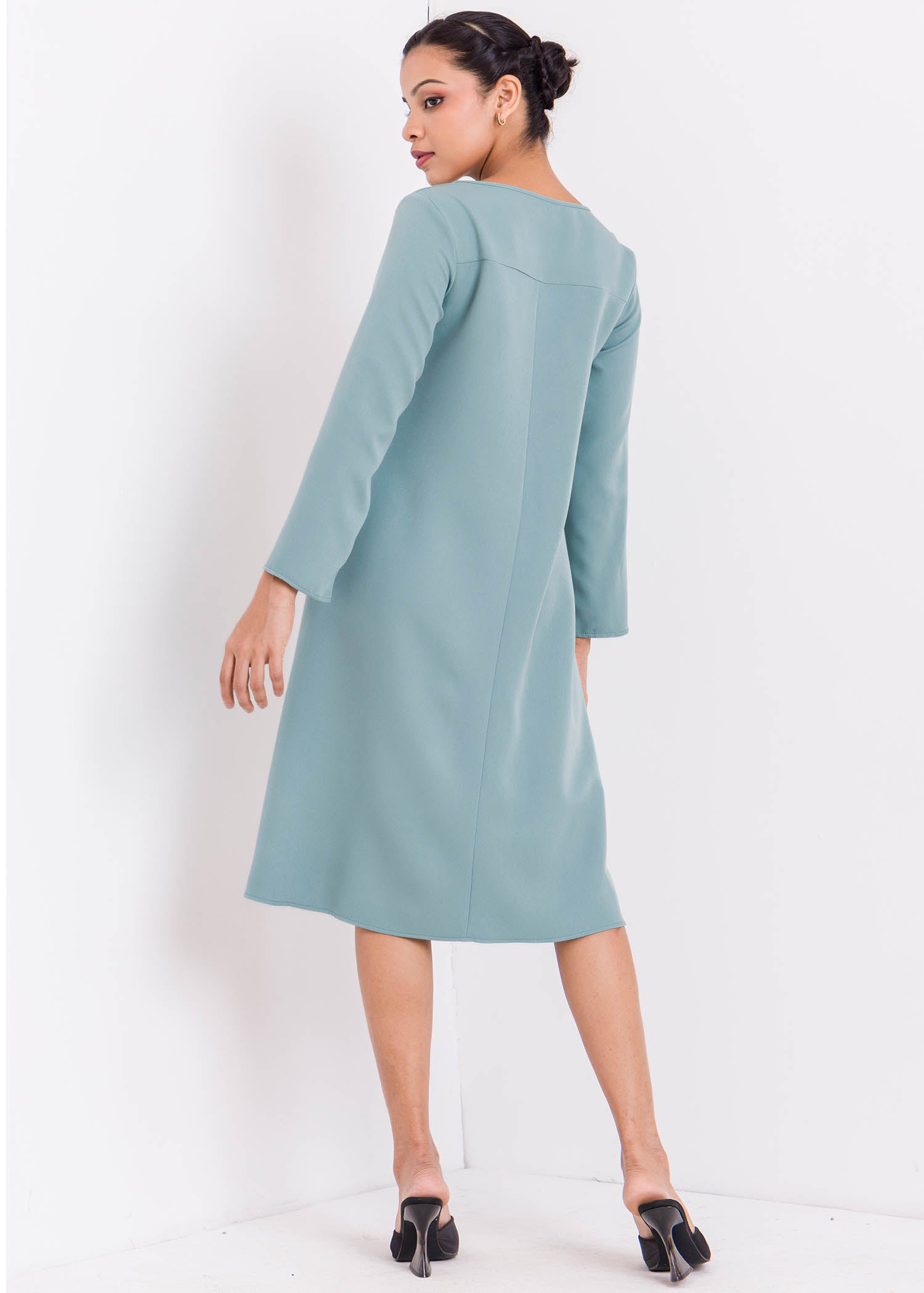 V Neck Dress With Long Sleeves