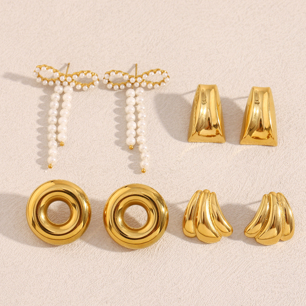 Vintage Stainless Steel 18K Gold Plated O-Shaped Hollow Pumpkin Trapezoidal Pearl Bow Earrings For Women