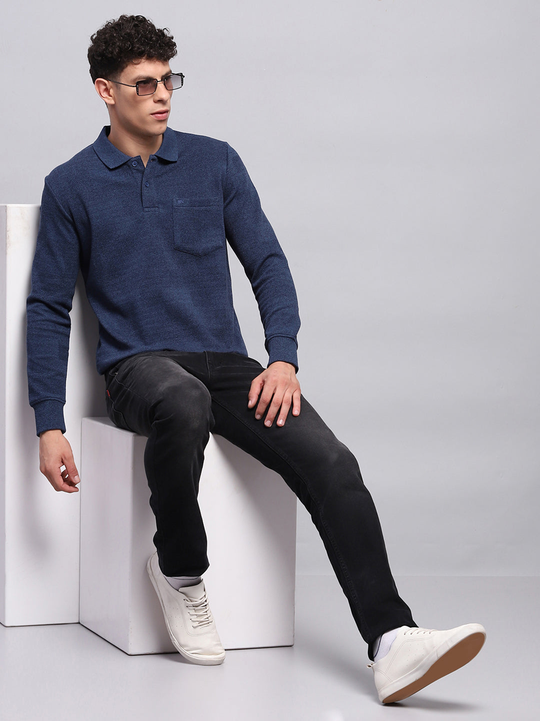 Men Blue Solid Collar Full Sleeve Winter T-Shirt