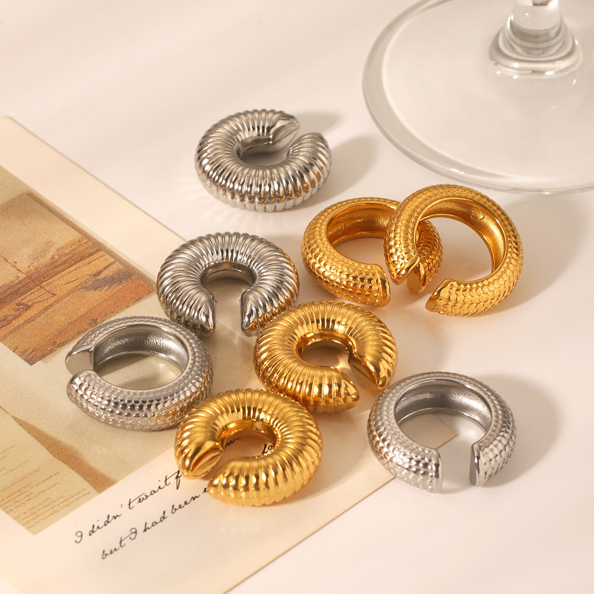 C-Shaped Scale Texture Stainless Steel Ear Bone Clip Striped Hollow Ear Clip Personality Simple Titanium Steel Earrings