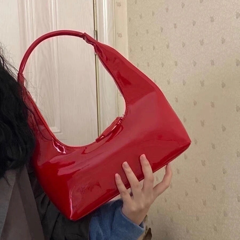 Women's Medium Pu Leather Solid Color Classic Style Zipper Shoulder Bag