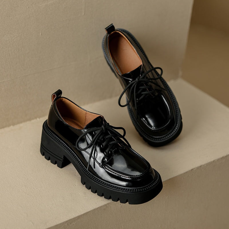British Style Chunky Block Heel Derby Shoes Lace-Up Casual Oxford Shoes in Black/Beige