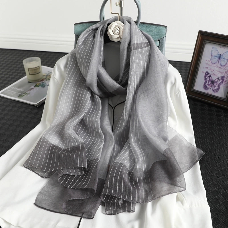 Women's Elegant Minimalist Stripe Silk Silk Scarf