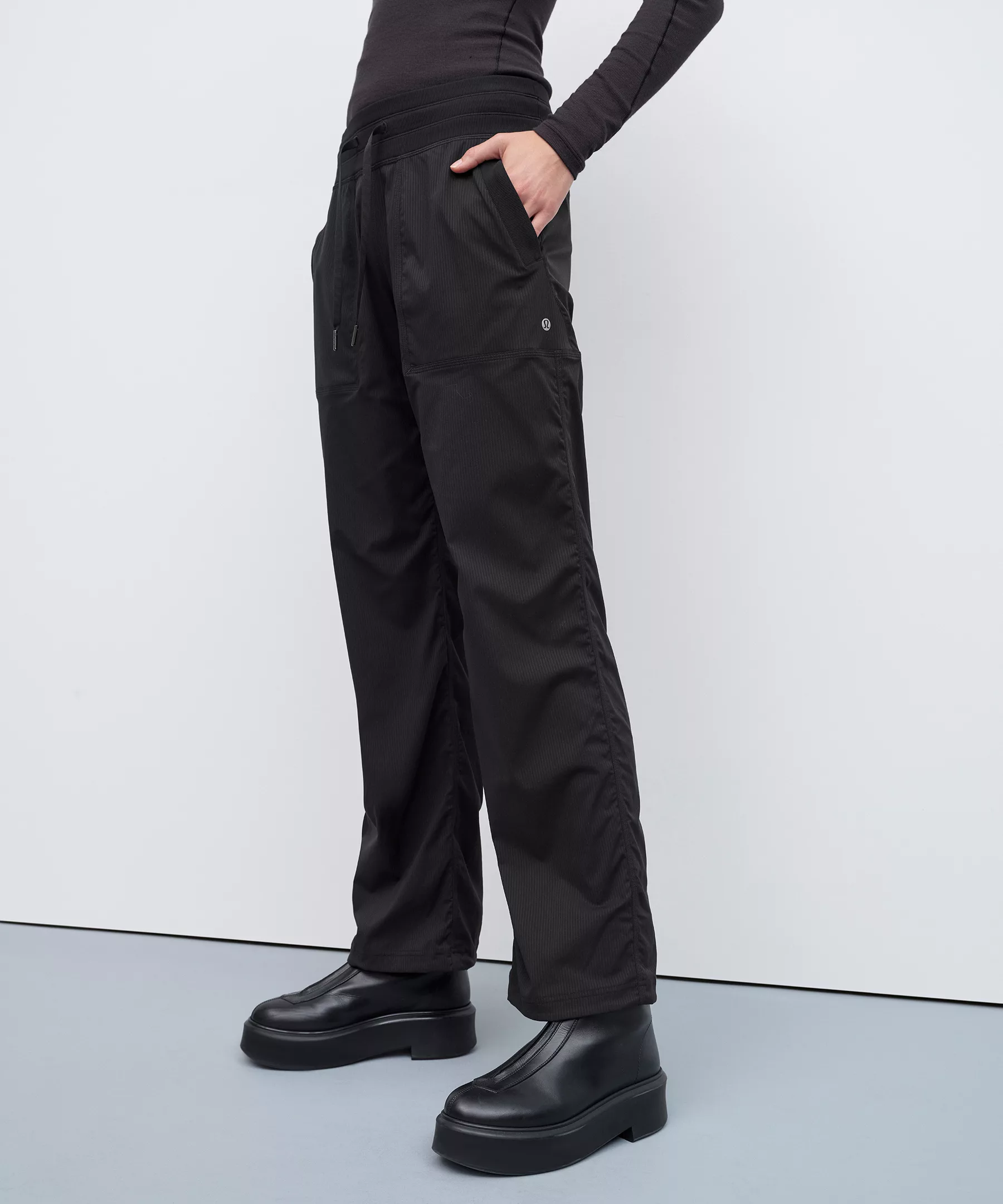 Dance Studio Mid-Rise Pant Regular