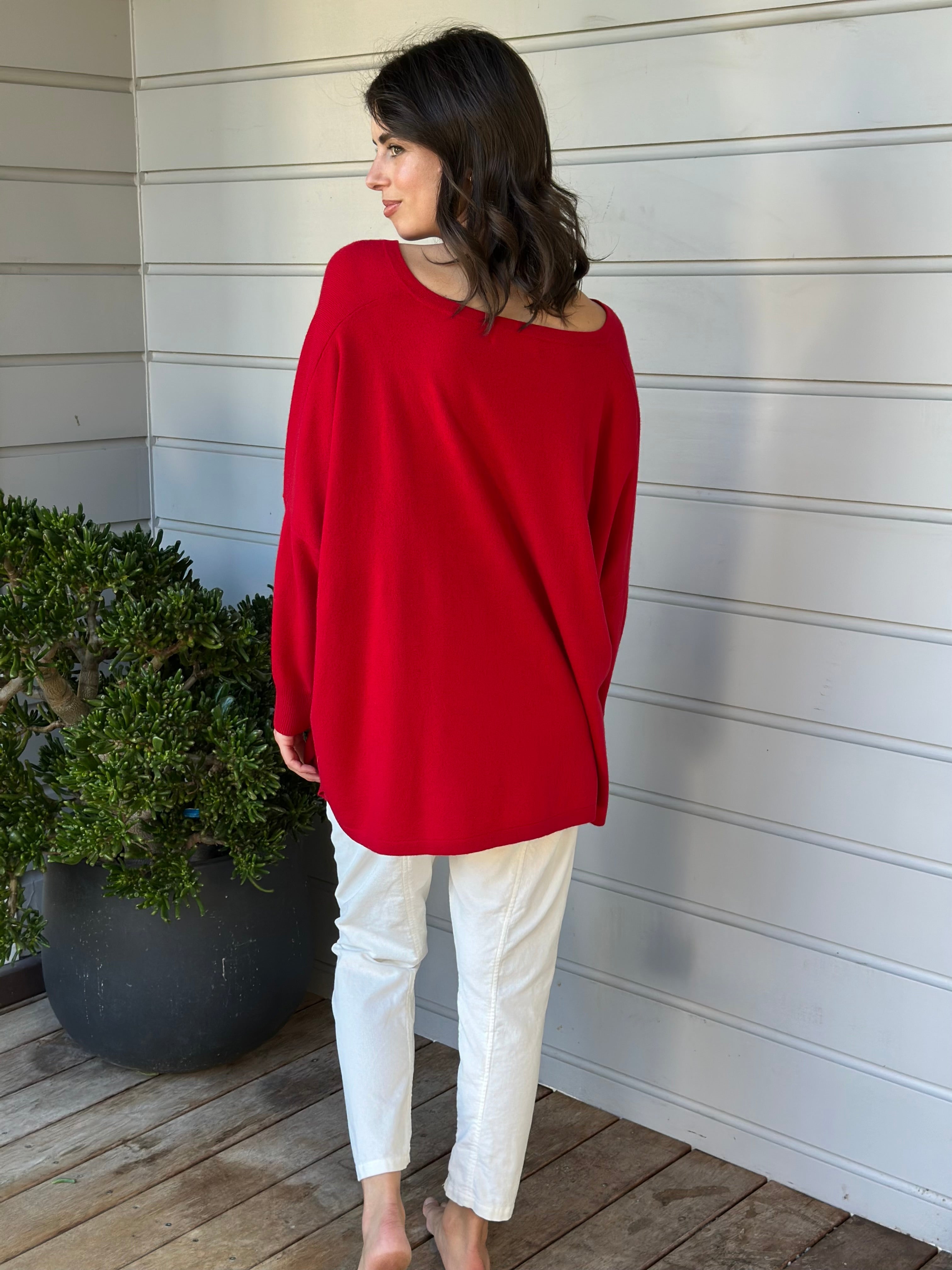 relaxed boyfriend knit- winter red cashmere