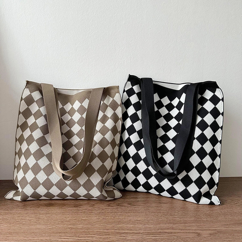 Niche Design Cute Panda Knitted Shoulder Bag Women's Versatile Large Capacity Shopping Commuter Tote Bag Women's Bag