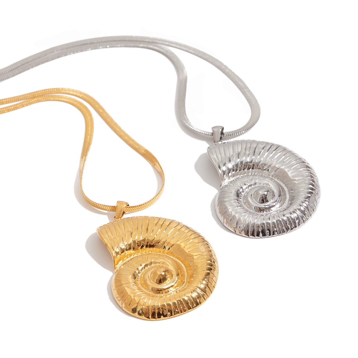 Stainless Steel Conch Necklace Accessories Women'S Summer Titanium Steel Clavicle Chain Hot Sale