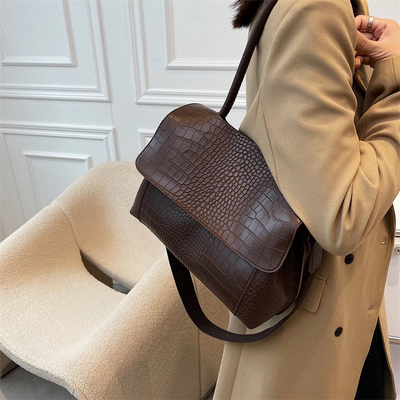 Women's Large Pu Leather Solid Color Streetwear Square Flip Cover Shoulder Bag Crossbody Bag