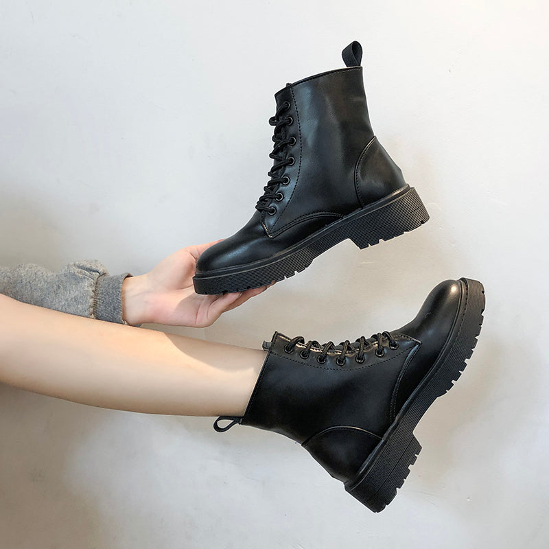 BLACK All-match Martin boots