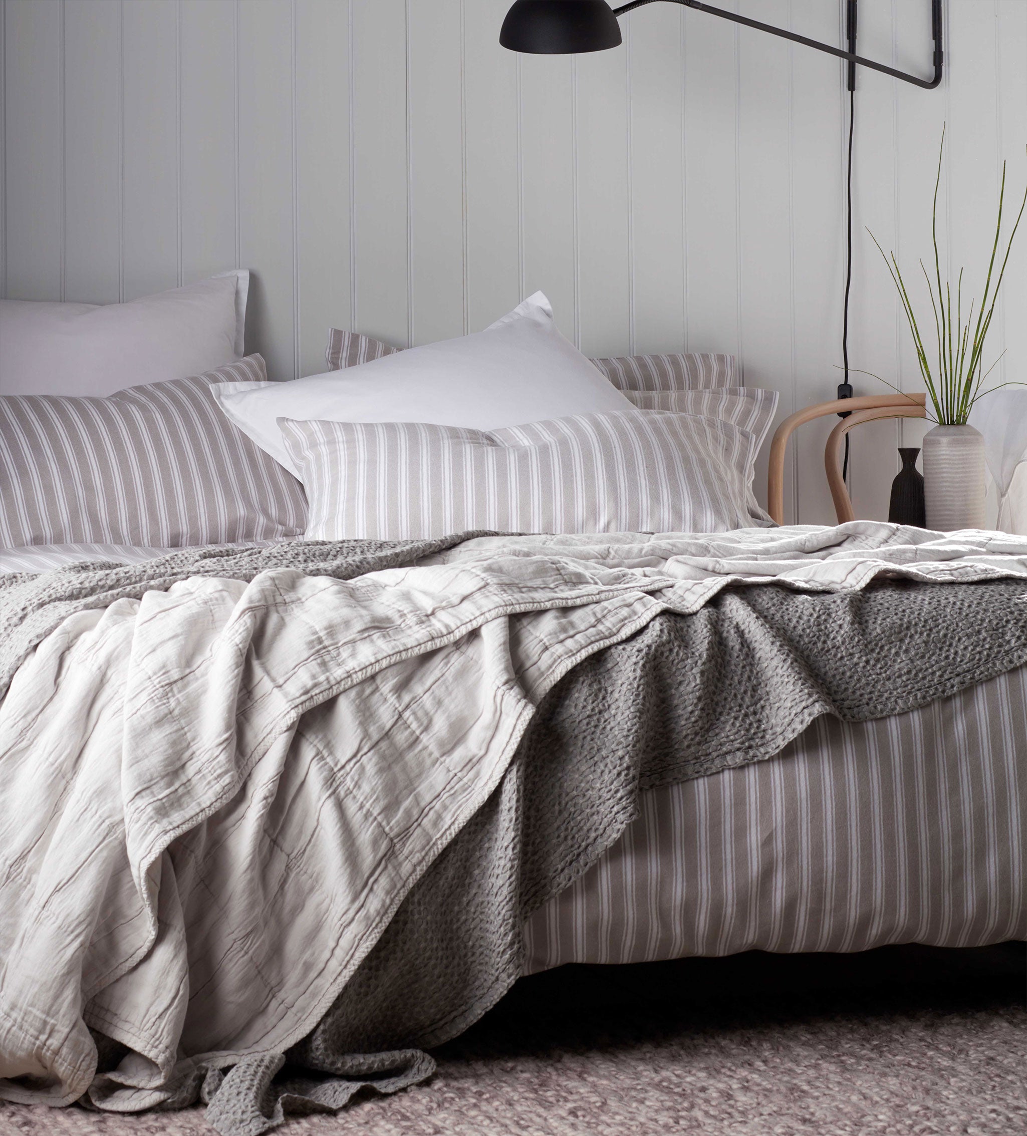 Pebble Grey Finn 100% Cotton Quilted Throw