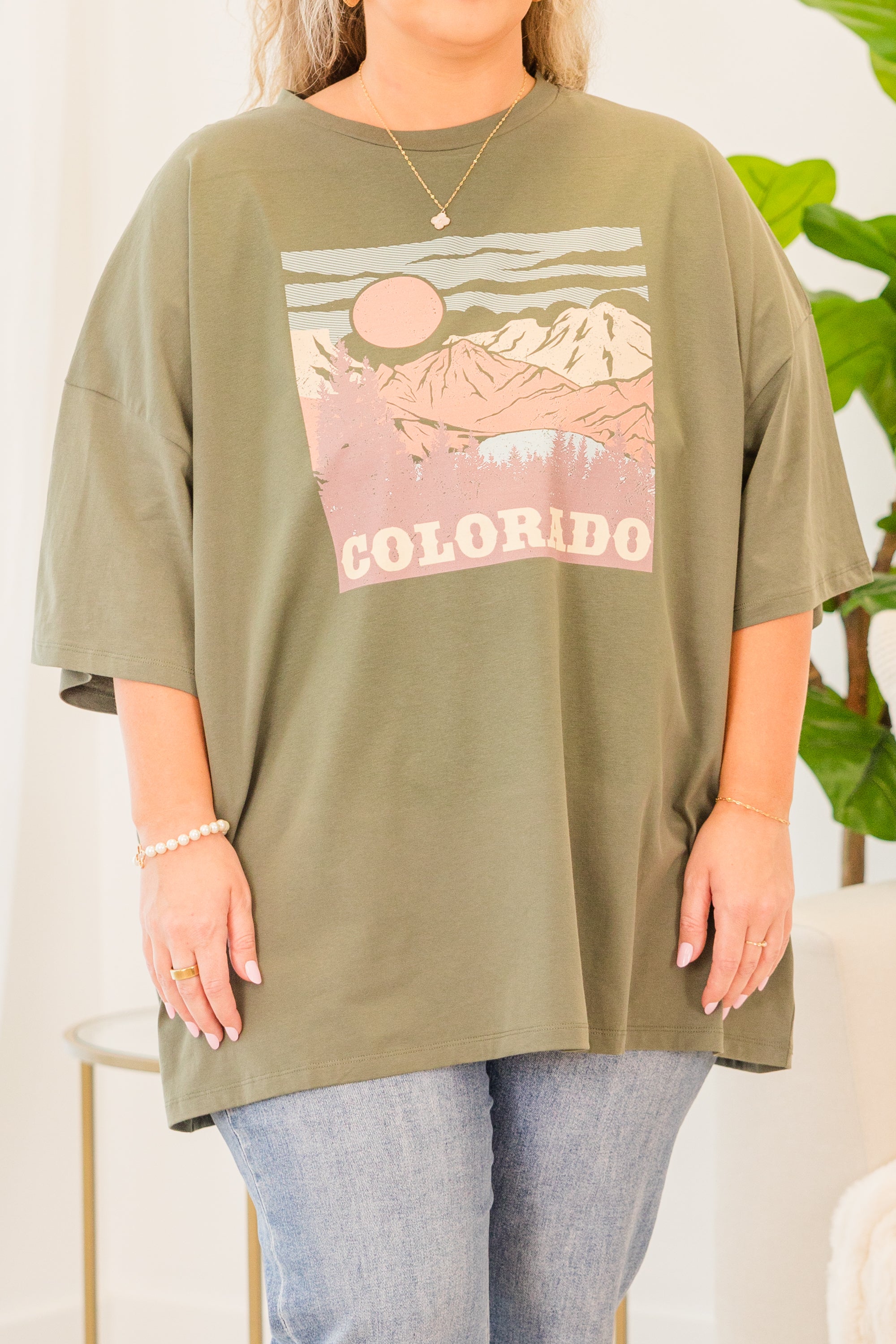 Rocky Mountain Boyfriend Tee. Moss