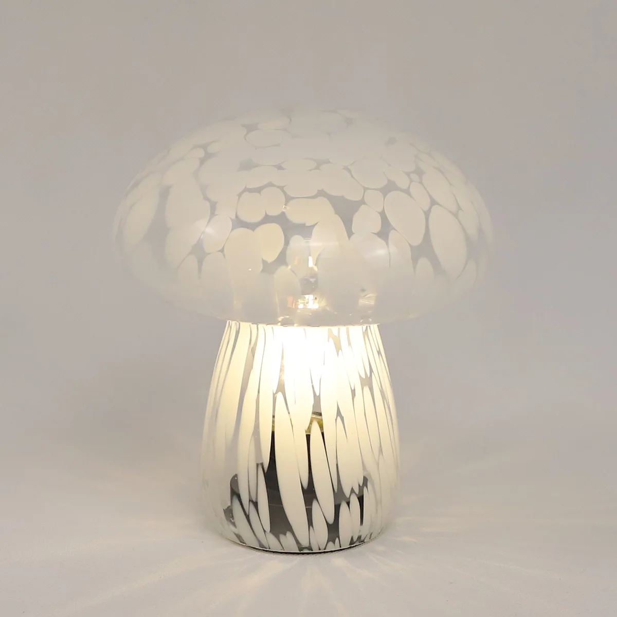 European court style cozy atmosphere creative mushroom shaped glass table lamp control colorful lamp bedroom baby gift indoor