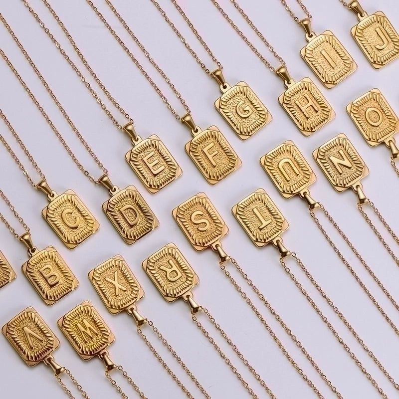 304 Stainless Steel 18K Gold Plated Minimalist Plating Letter No Inlaid Pendant Necklace