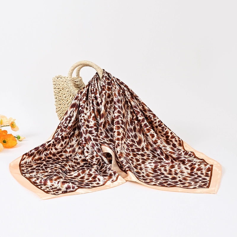 Women's Hip-Hop Minimalist Leopard Satin Printing And Dyeing Printing Silk Scarf