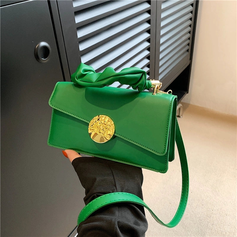 Women's Medium Pu Leather Solid Color Streetwear Square Magnetic Buckle Crossbody Bag