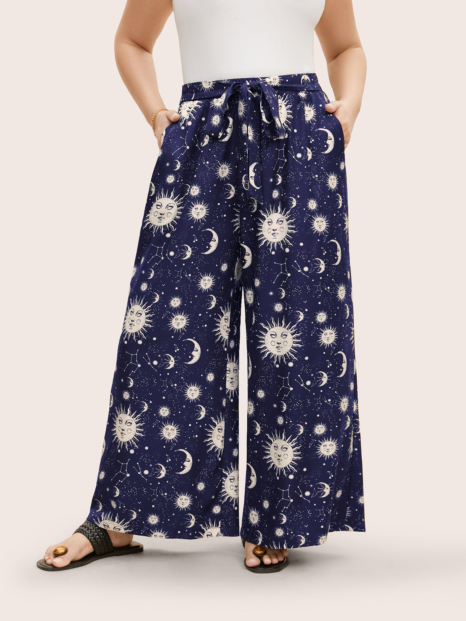 Silhouette Floral Print Ties Side Seam Pocket Pants