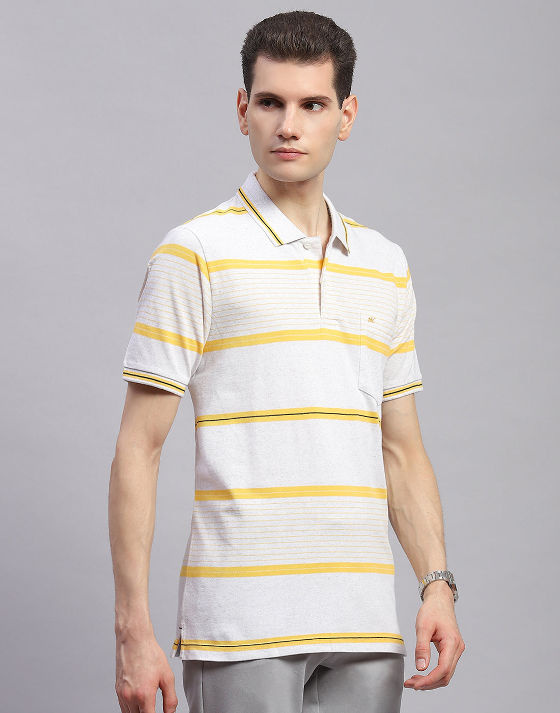 Men Yellow Stripe Collar Half Sleeve T-Shirt